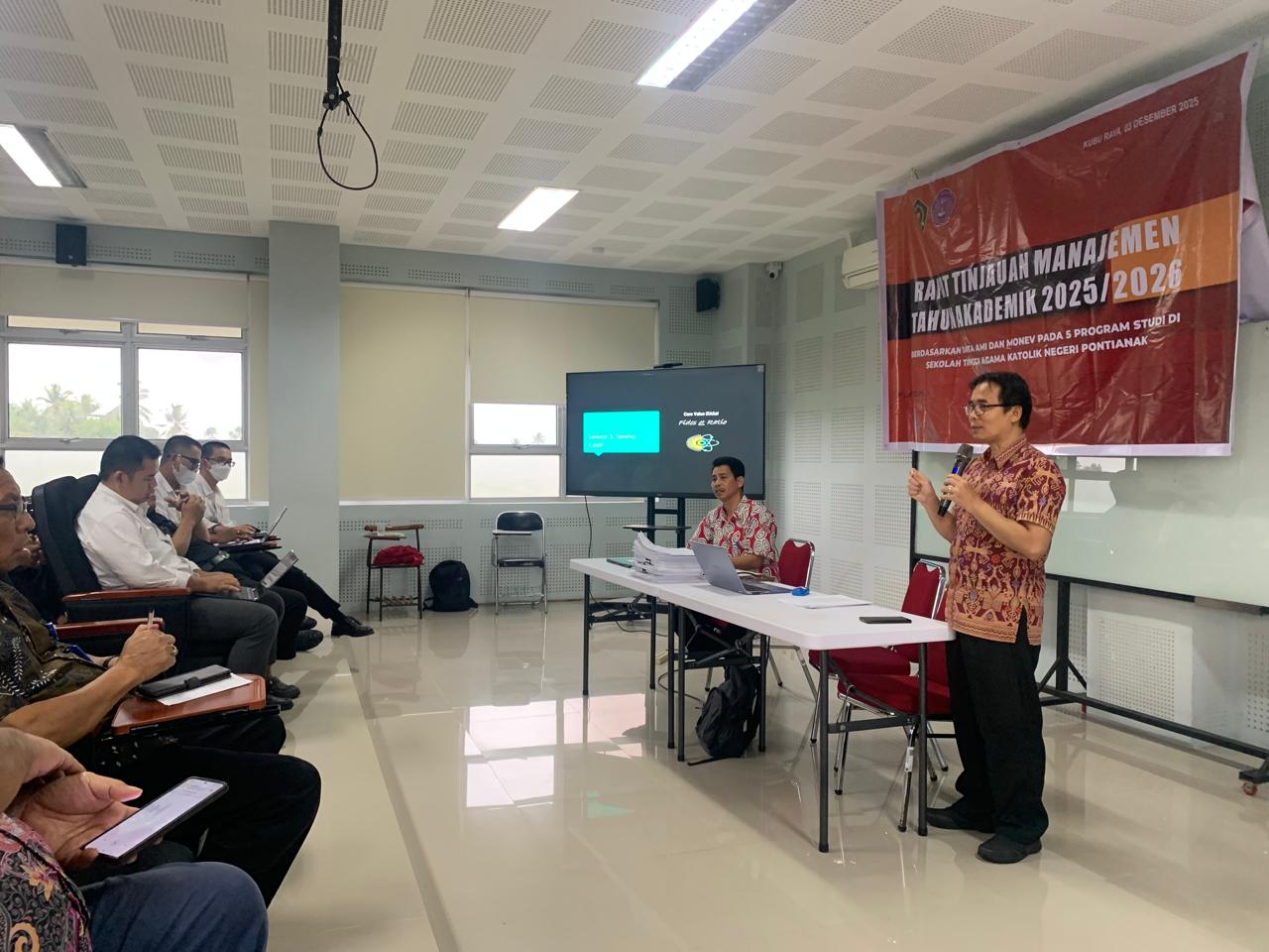 Rapat Tinjauan Manajemen Tahun 2025: Rangkuman Perbandingan data Hasil Survei Tahun 2024 dan Tahun 2025